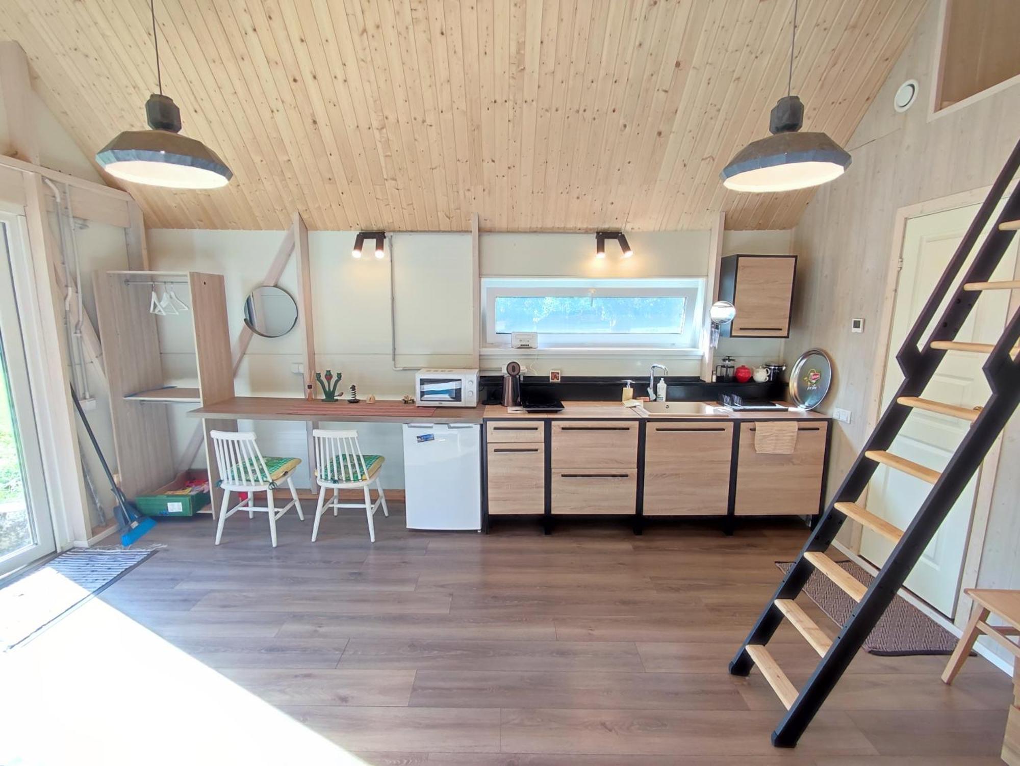 Modern Sauna Cabin In Horse Ranch Liyeplauke Zewnętrze zdjęcie