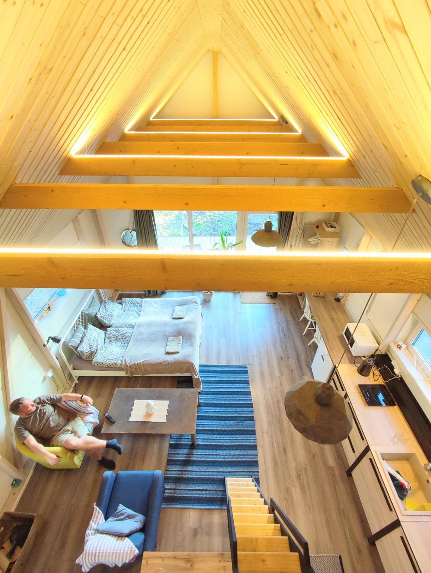 Modern Sauna Cabin In Horse Ranch Liyeplauke Zewnętrze zdjęcie